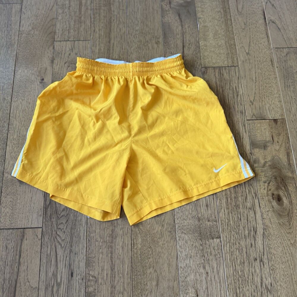 Nike Youth Striker III 540757 Size XL Gold Yellow Black Soccer Shorts